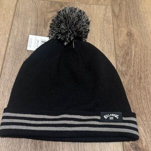 NWT Billabong Unisex Black and Gray Striped Beanie